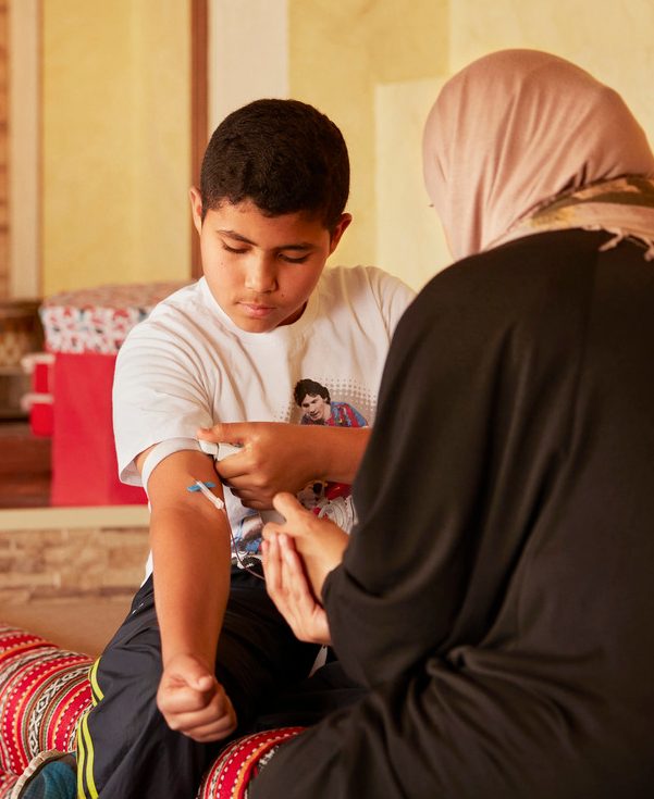 A Kuvaitban élő Meshari Al-Armally hemofília A-ban szenved.
